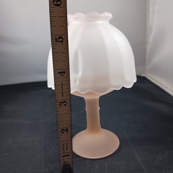 Vintage Soft Pink Satin Glass Frosted Fairy Lamp - Picture 9 of 10